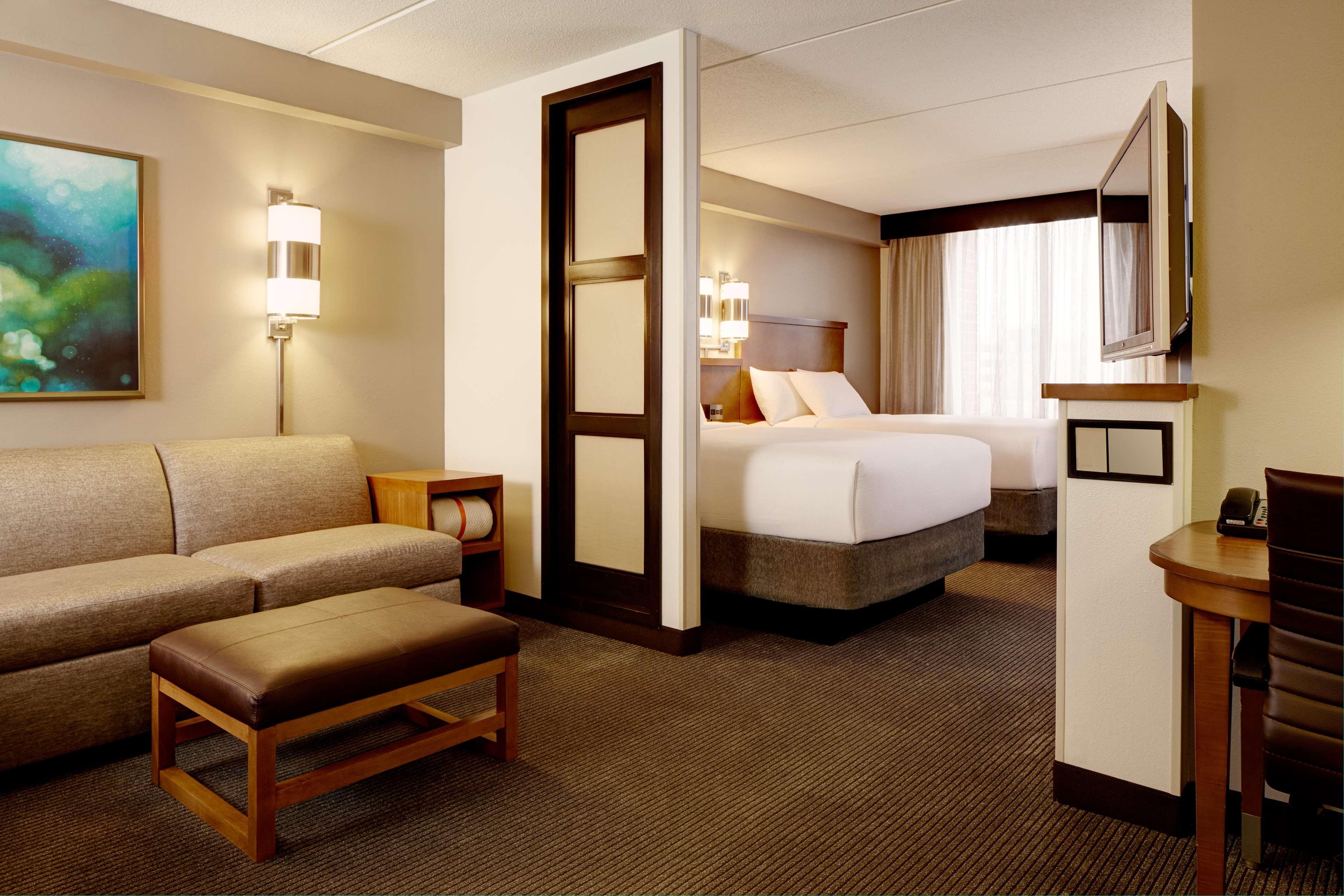 Hyatt Place Kansas City/Overland Park/Convention Center Экстерьер фото