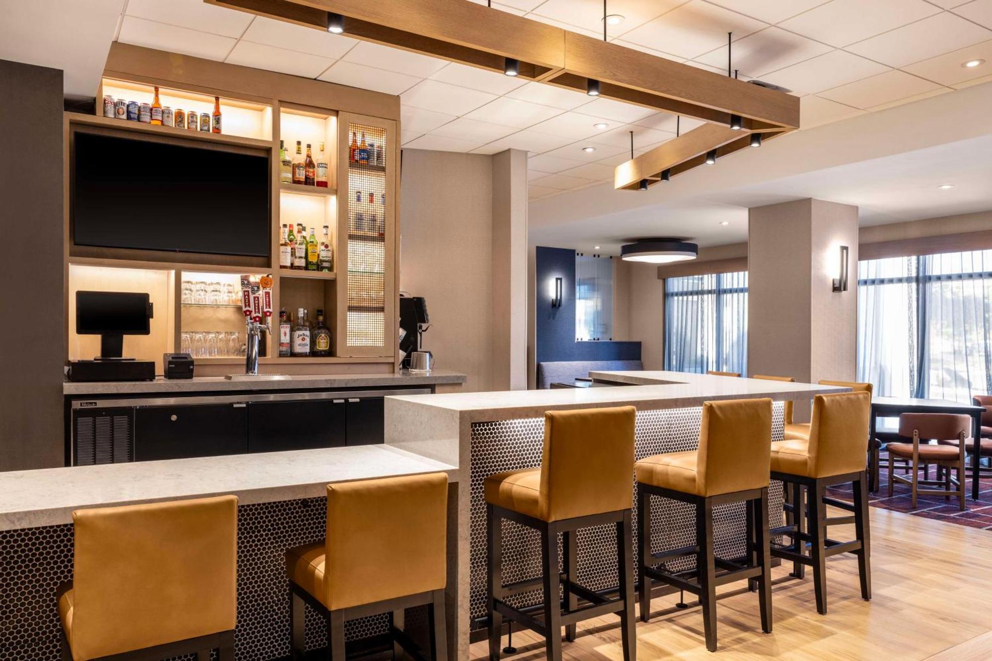 Hyatt Place Kansas City/Overland Park/Convention Center Экстерьер фото